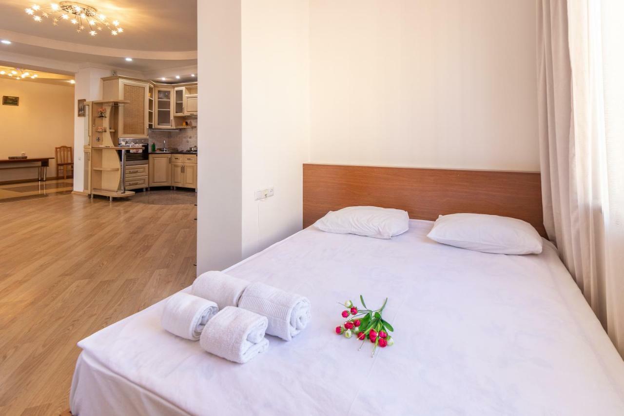 Stay Inn Apartments At Northern Avenue Yerevan Exterior photo