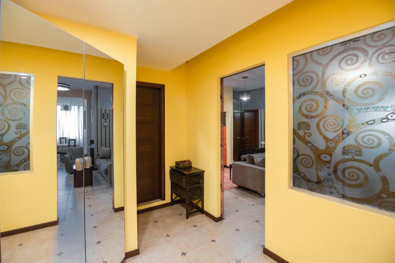 Stay Inn Apartments At Northern Avenue Yerevan Exterior photo