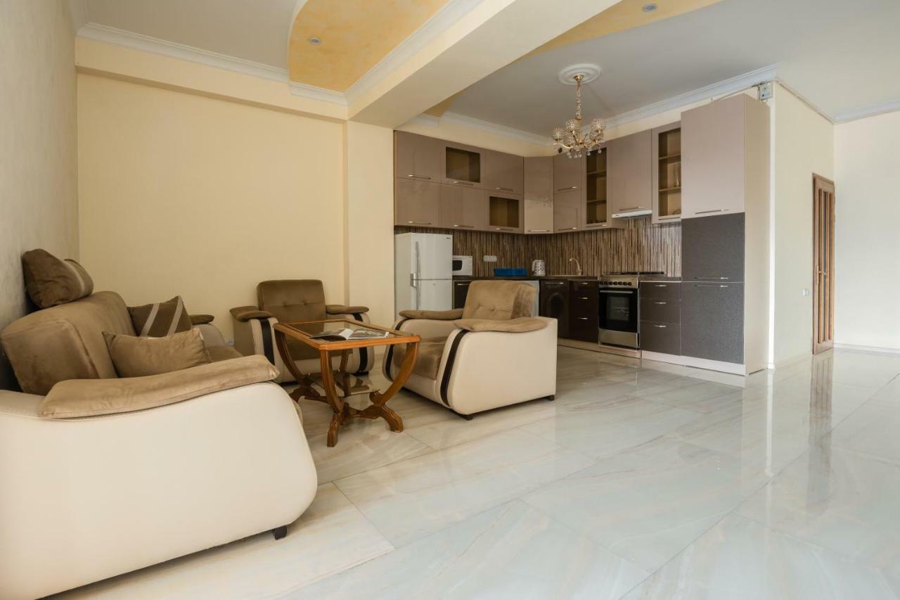 Stay Inn Apartments At Northern Avenue Yerevan Exterior photo